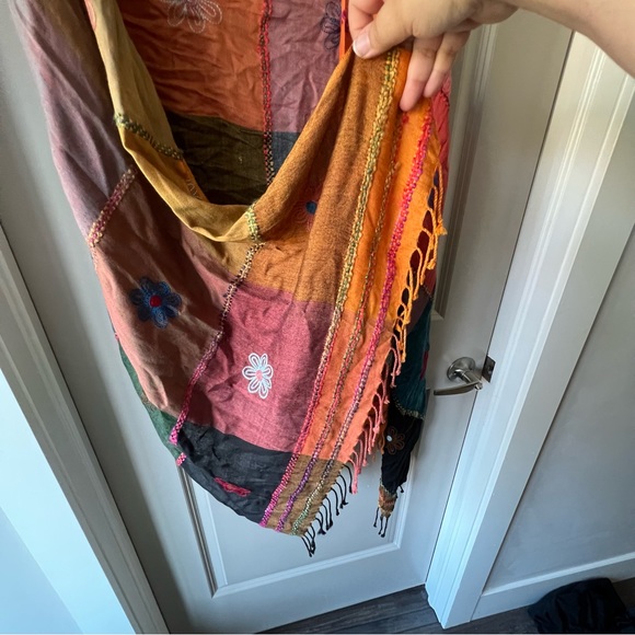 3/$20! Pashmina scarf long and wide, embroidered orange brown soft quality - Picture 4 of 8